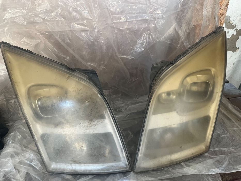 Vand far pereche sau bucata ford transit 2006 -2010