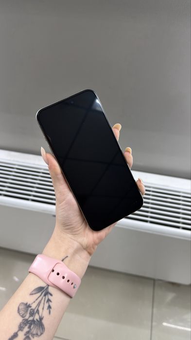 Iphone 15 pro max , продам б/у , в идеале