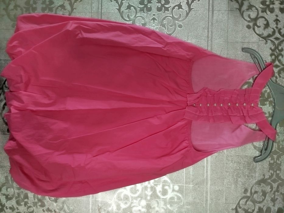 Продам детскую одежду для девочек.