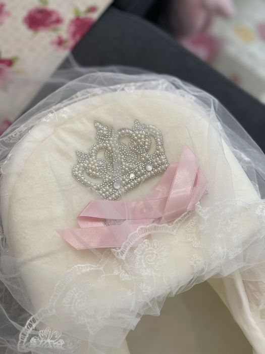 Landou bebe pentru botez elegant, nou, nefolosit