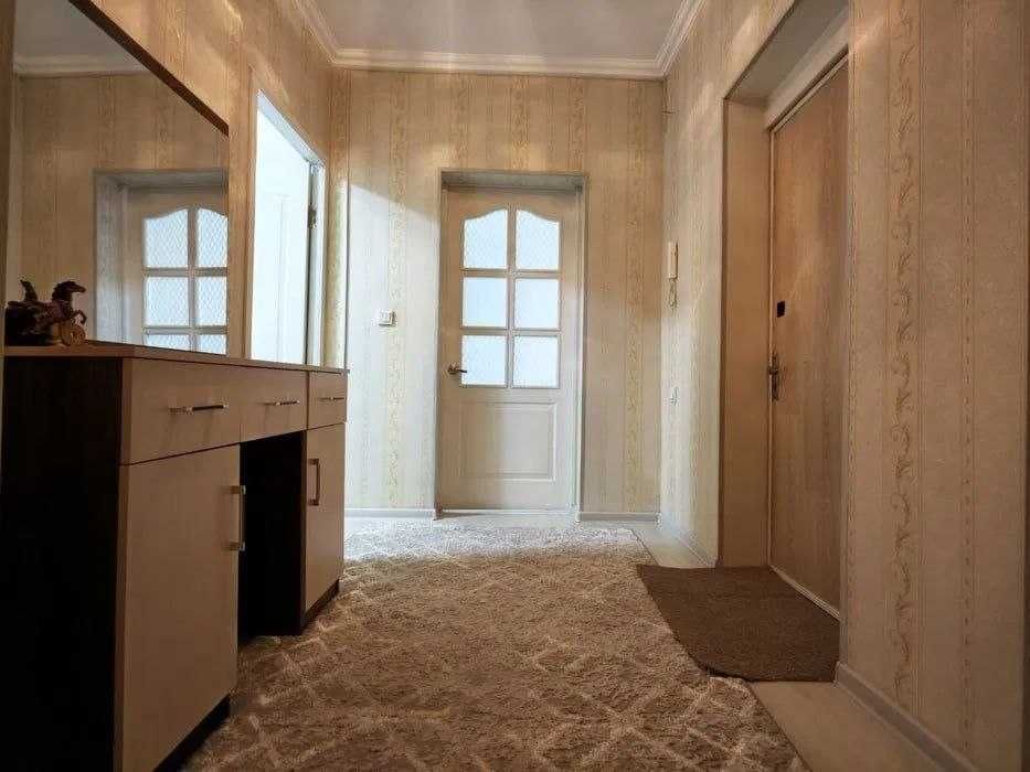 Сдаётся квартира 2/2/5 на М.Улугбеке, Максим Горький, ор-р: Бузбазар!