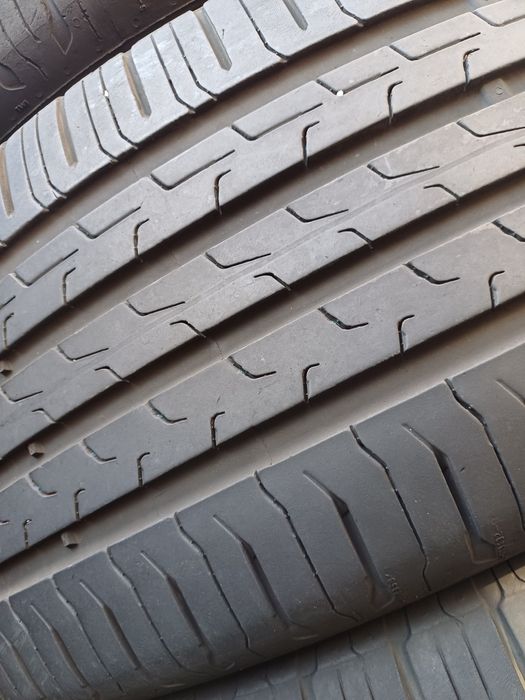 Гуми 235/55/19 Континентал