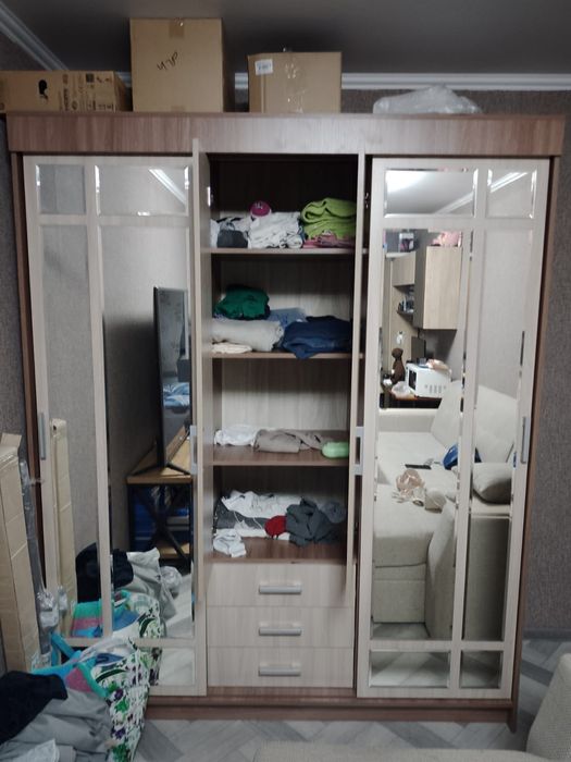 Продам шкаф-купе