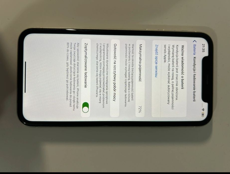IPhone 11 72 % baterie