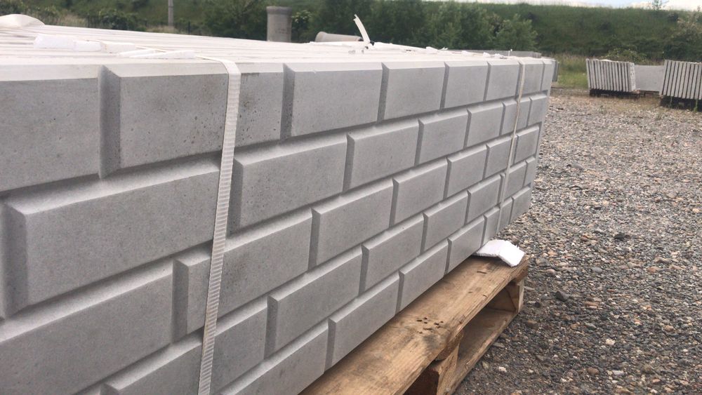 Gard din placi de beton