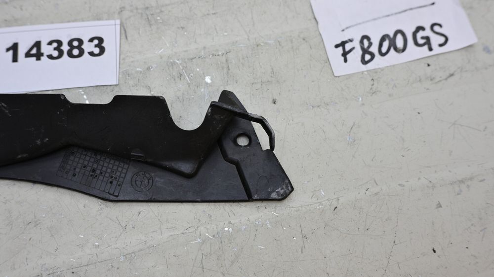 Plastic Trim Aripa Aparatoare Roata Fata BMW F800GS 2008 - 2012