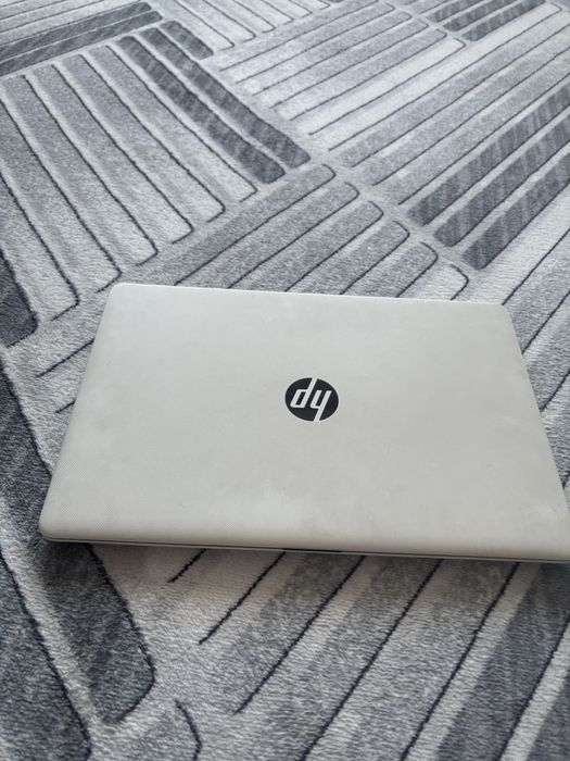 Продам ноутбук hp laptop 15 bs0xx