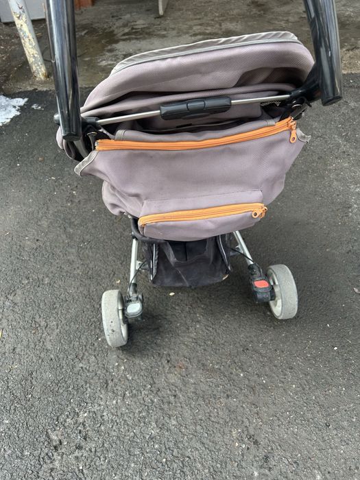 Детская коляска VIKI в нормальном состоянии