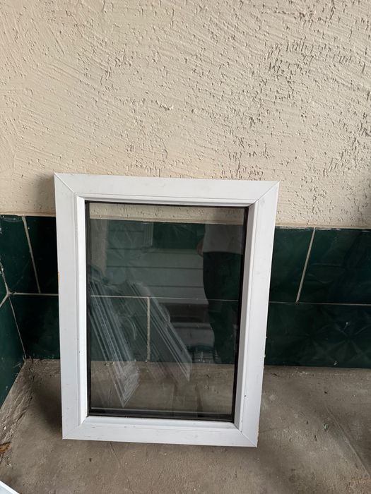 Продам пластиковые окна,глухие