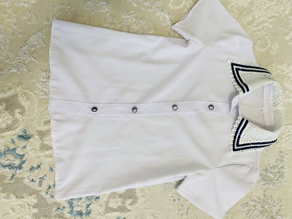 Продам школьную форму девочке 128 размер