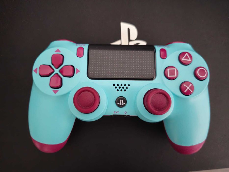 PlayStation 4 pro 1TB + 1бр. джойстик