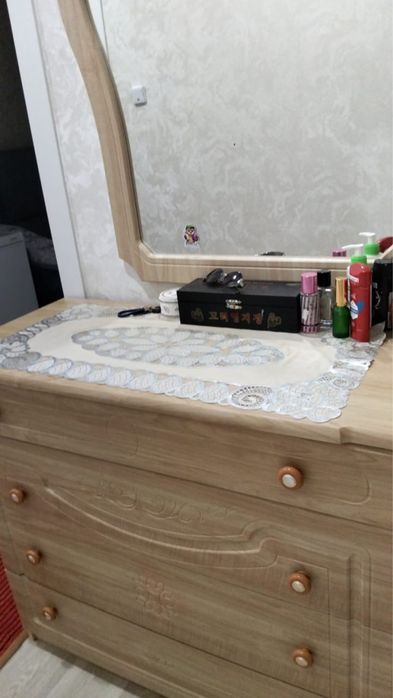 Продам спальный гарнитур