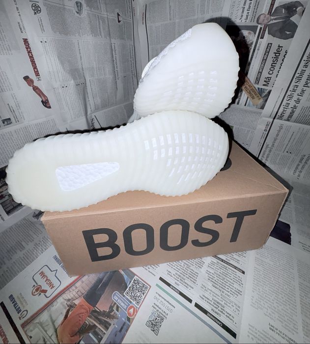 Yezzy Boost 350 V2 EF2367