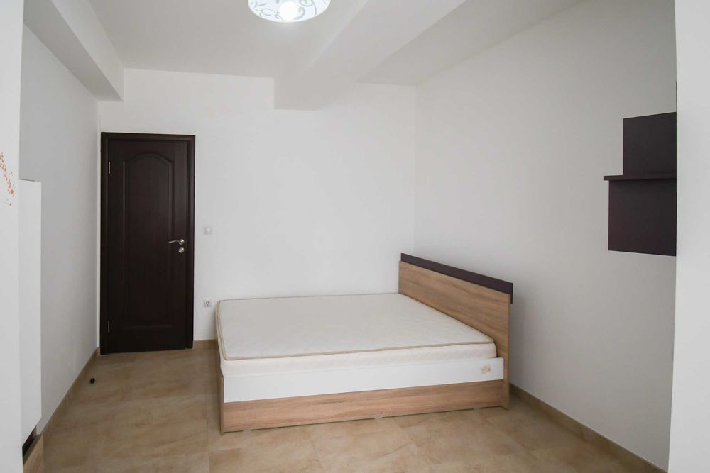 Дава се под наем Тристаен апартамент в София, Младост 4 - 100 кв.м за 498.27 € - Снимка #2