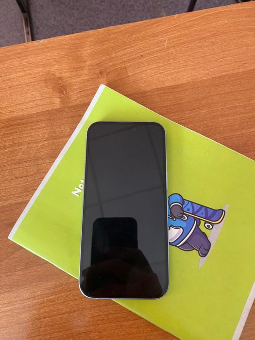 Айфон 15 на гараинтие