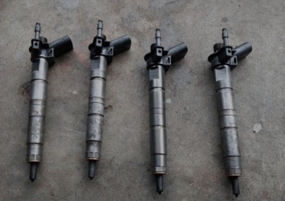 Injectoare 2.5/3.0d BMW Seria 7/Seria 5/X5 E70/X6 E71 E66/E65/E60/E61