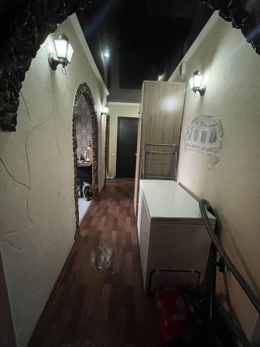 Продам 3х ком . квартиру в центре города