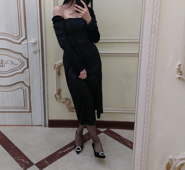 Продам шикарное платье 12000