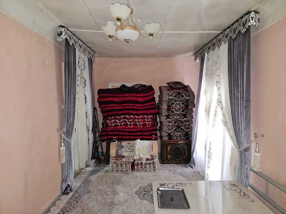 Ховли уй сотилади