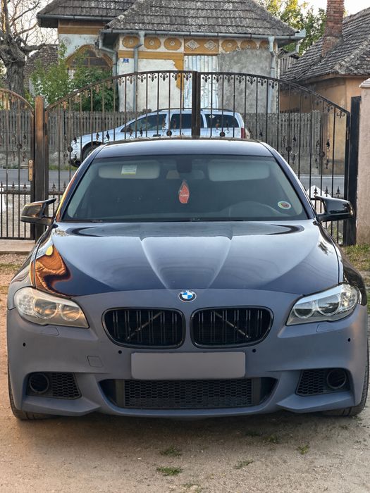Vând BMW Seria 5 Touring (F11), an fabricație 2012, motorizare 2.0 diesel (520d), cutie manuală.