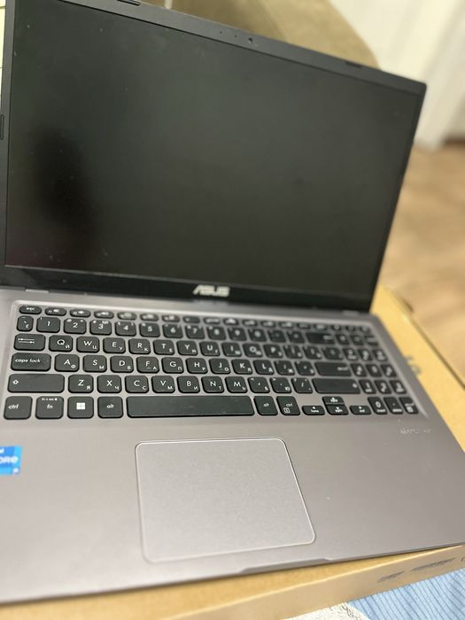 Asus ноутбук.
