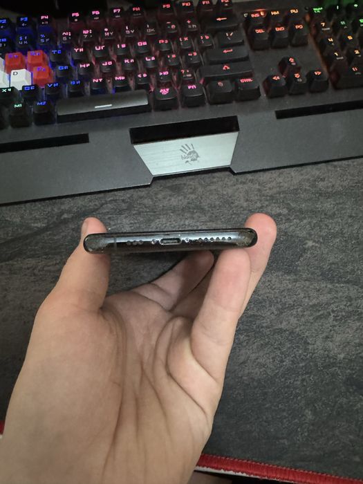 Продам iphone 11 pro