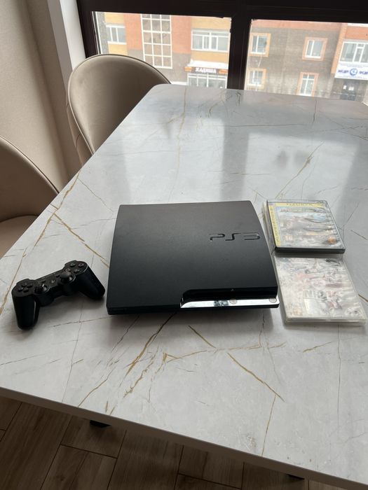 Продам плестейшн 3 в отличном состояний