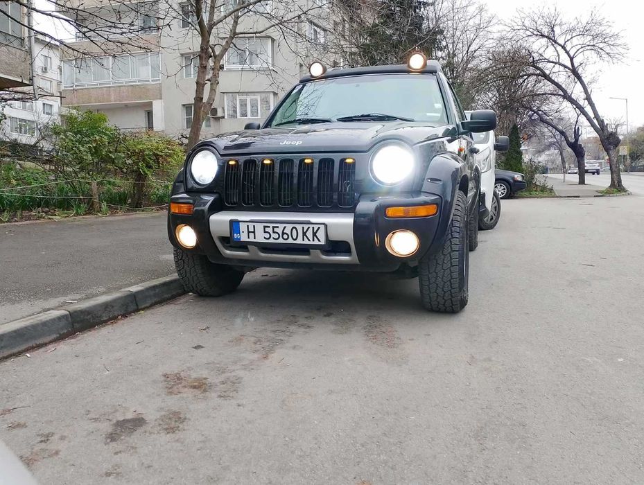 JEEP Cherokee Safari TOUR 3,7 I + ГАЗ 4х4 Автоматик