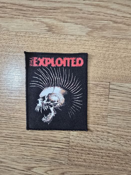 Продаю рок нашивки на одежду