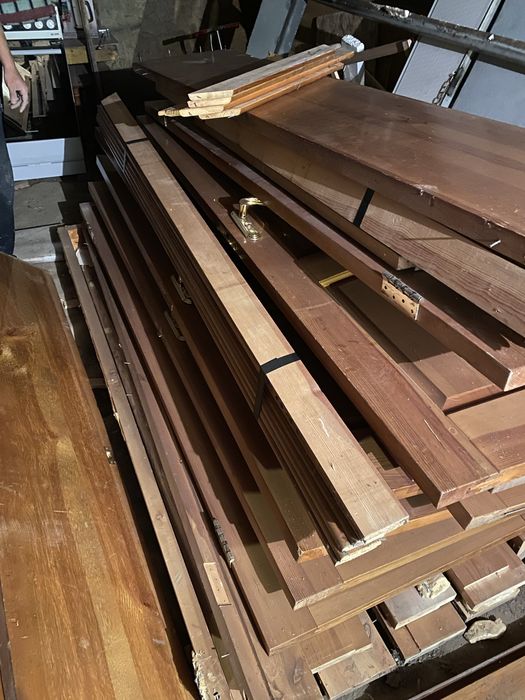 Продам деревянные двери