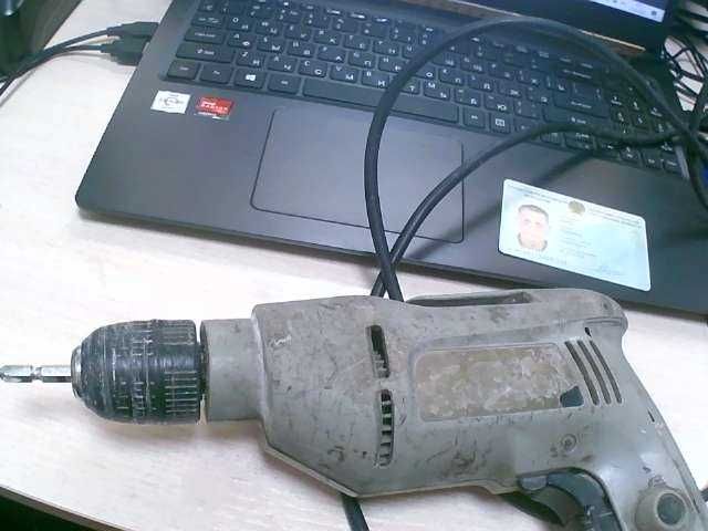 Шуруповерт Crown ct2126