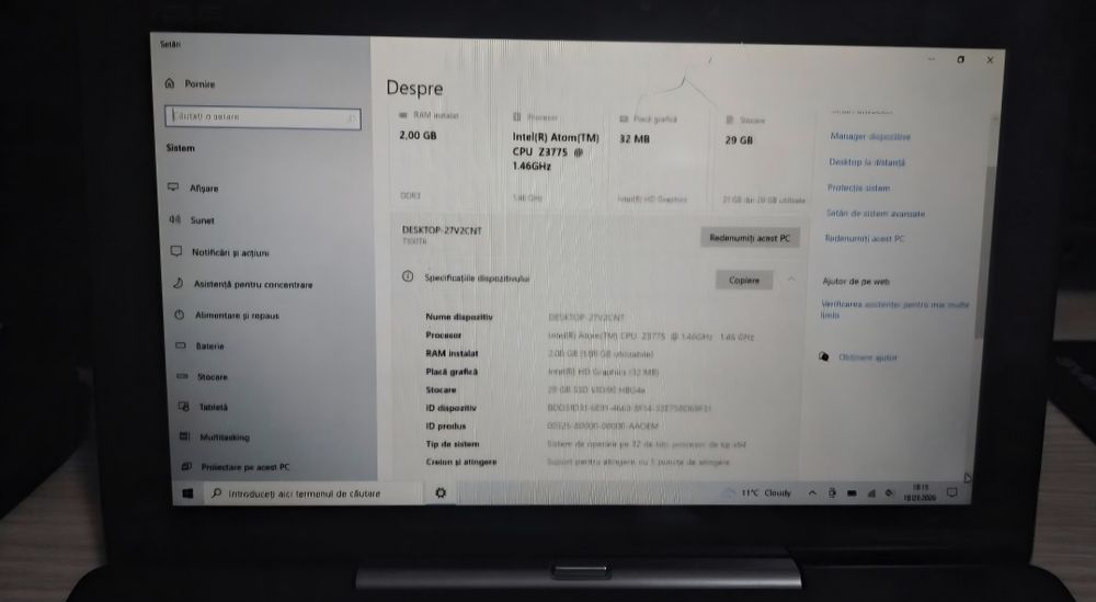 Laptop tableta Asus cu display  touchscreen
