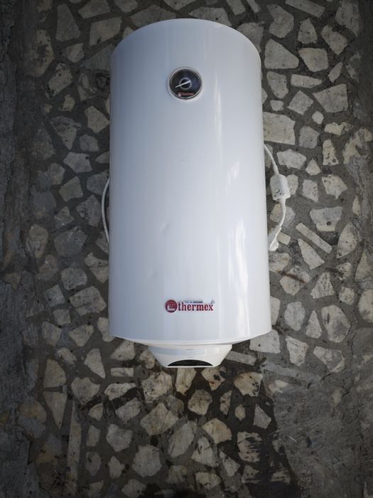 Продам б/ у водонагреватель