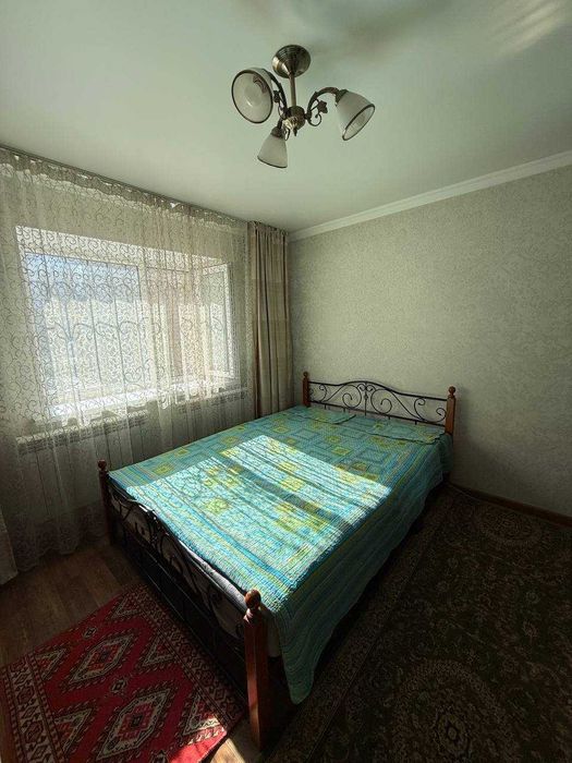 Продаю спальную гарнитуру