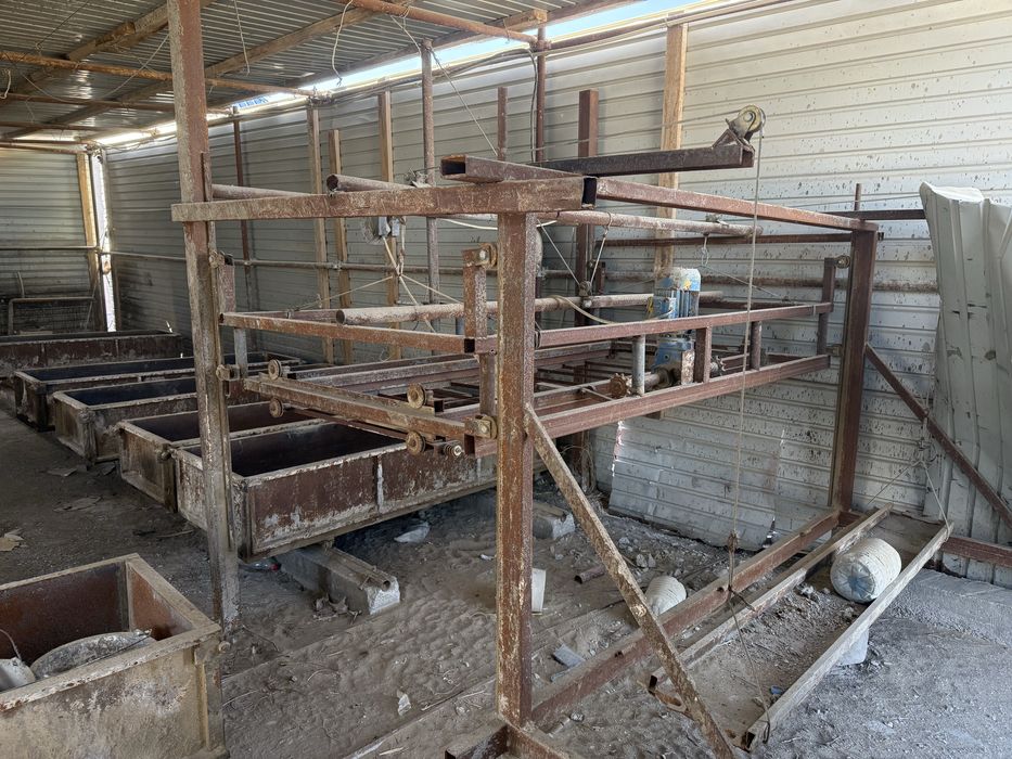 Газоблок құятын аппарат сатылады.