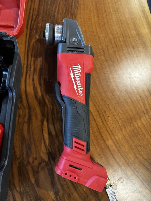 К-т Milwaukee 2В1 Гайковерт и Ъглошлайф Милуоки MilwaukeeM14,M18