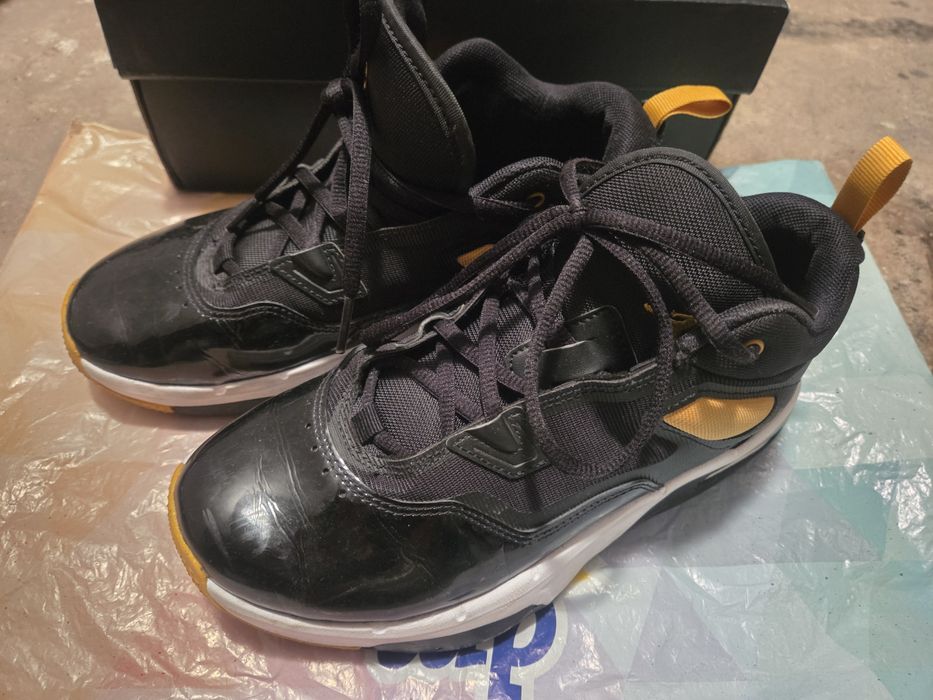 Nike Jordan marimea 36.5