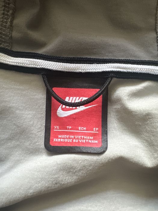 Nike Tech екип чисто нов