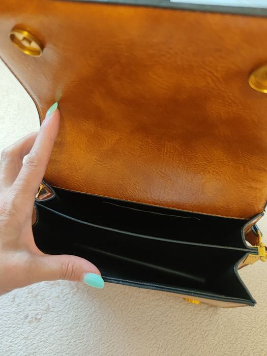 Geanta crosby calitativa