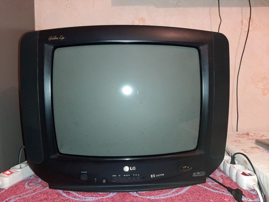 Продам телевизор