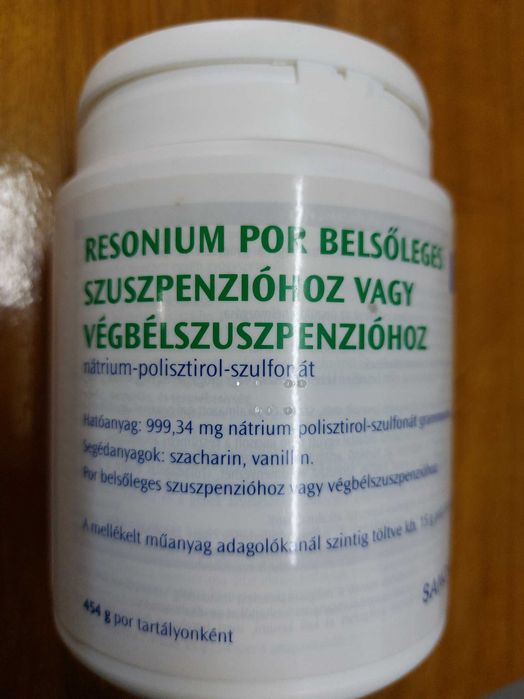 - Resonium por , praf  -