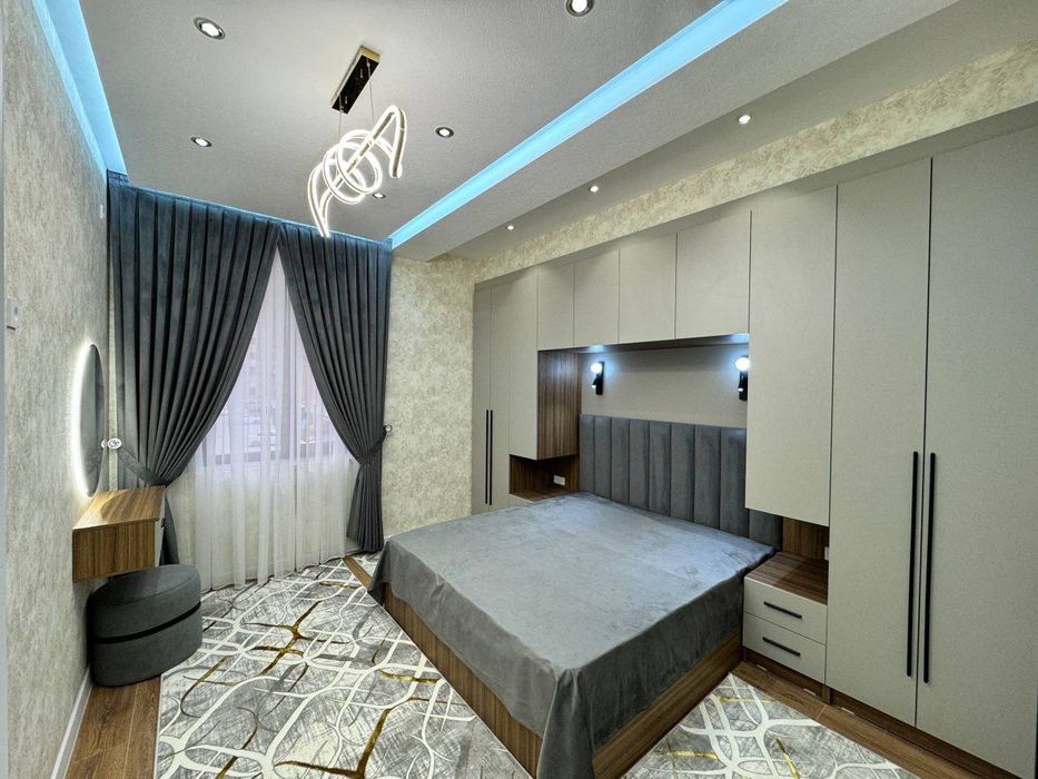 Продаётся 3х студийная квартира на 2м этаже в 9ти этажном доме