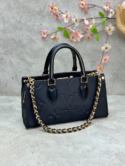 Genti Louis Vuitton noi