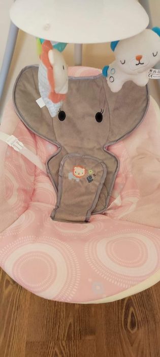 Музикална бебешка люлка