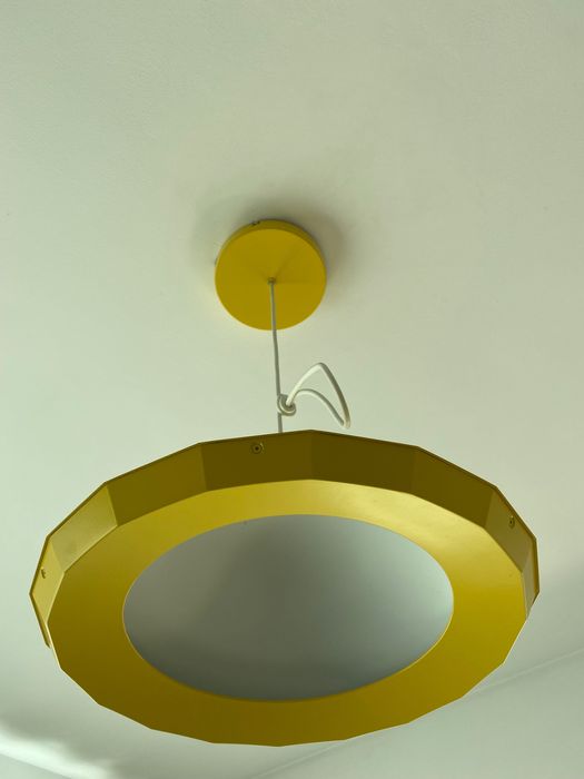 Лампа ИКЕА жълта PS 2012