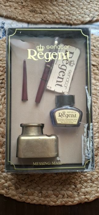 Stilou Senator Regent