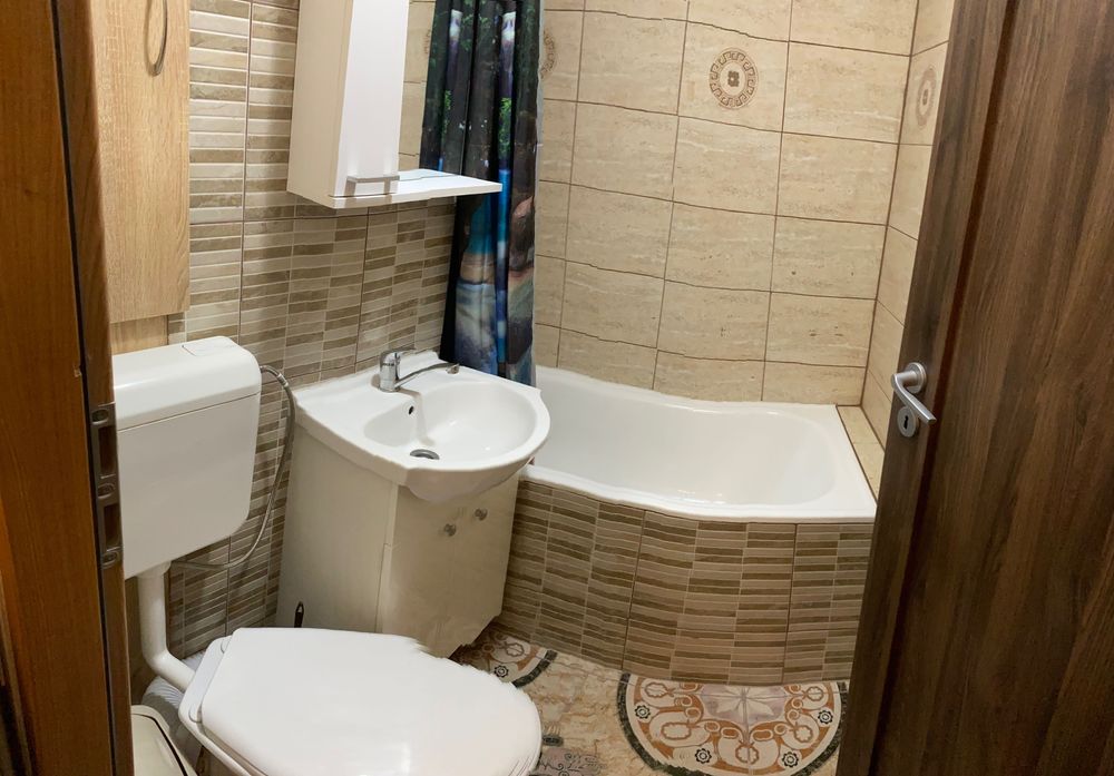 Garsonieră de închiriat