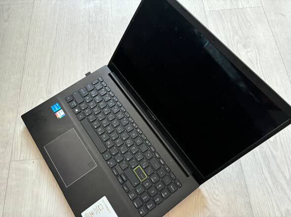 Ноутбук хорошем состояние