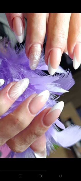 Наращивание и дизайн ногтей