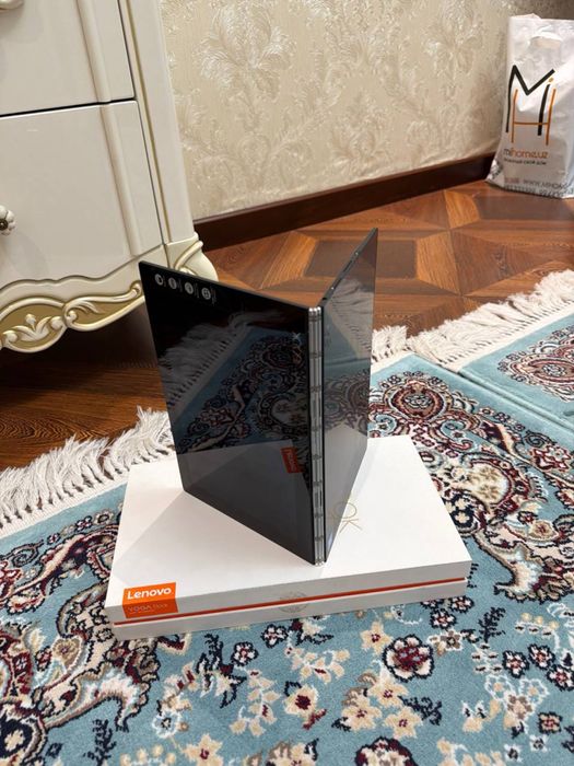 Планшет-ноутбук Lenovo yoga book YB1-X91F